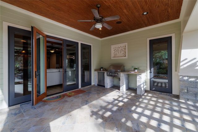 1612 E WASHINGTON STREET, Orlando, FL 32803