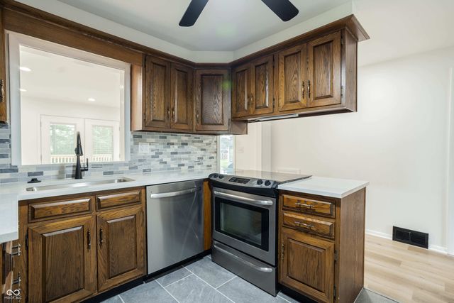 1217 Lindberg Road, Anderson, IN 46012