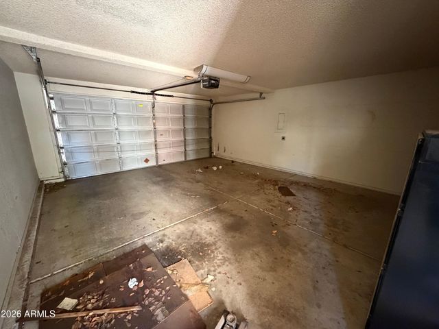 2834 S Extension Road 2042, Mesa, AZ 85210