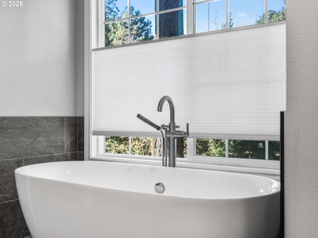 2402 Se 113TH Ct, Vancouver, WA 98664