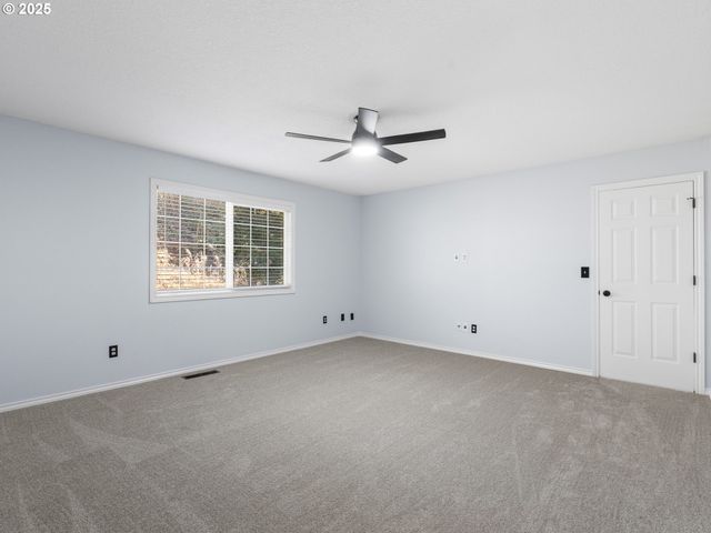 2402 Se 113TH Ct, Vancouver, WA 98664