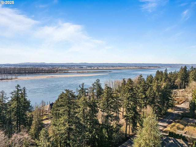 2402 Se 113TH Ct, Vancouver, WA 98664