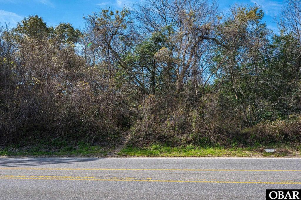 Image 1 of property listing at 101 Nash Road Lot# 1, Duck, NC 27949