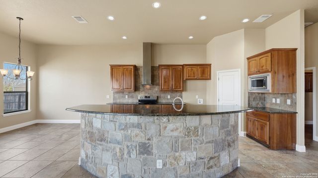 2291 Sun Chase Blvd, New Braunfels, TX 78130