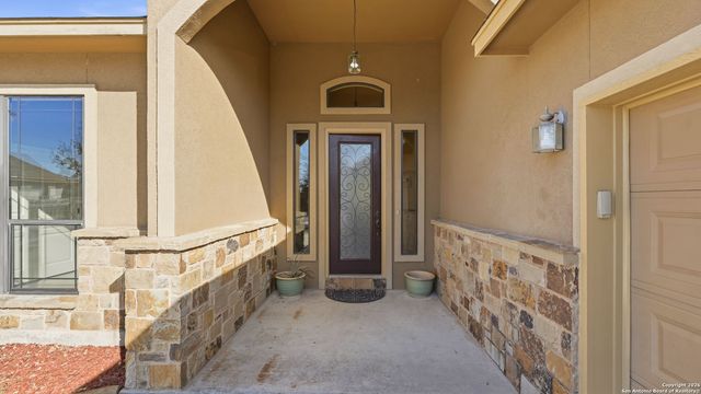 2291 Sun Chase Blvd, New Braunfels, TX 78130