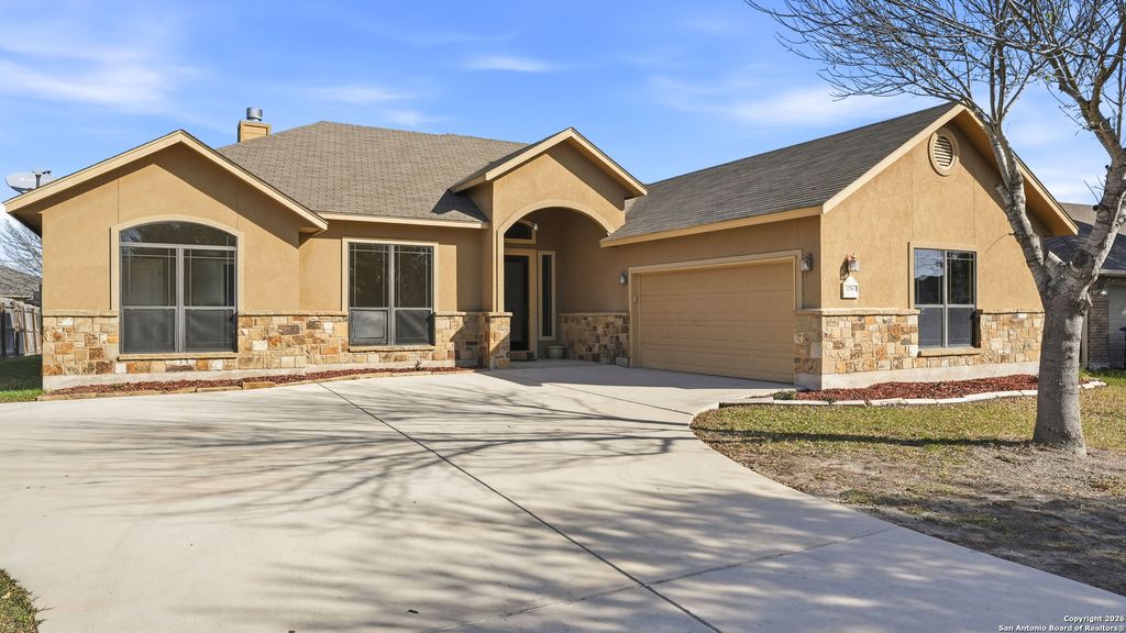 2291 Sun Chase Blvd, New Braunfels, TX 78130