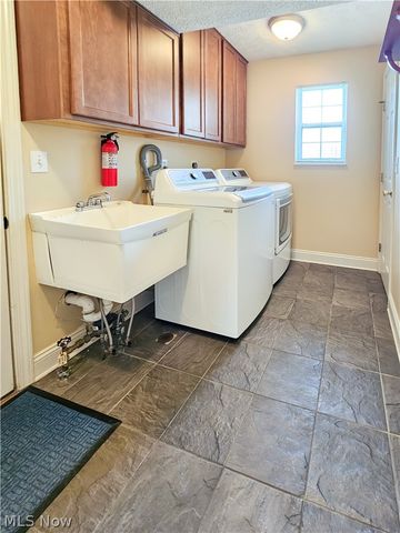 8633 Redtail Court, Macedonia, OH 44056