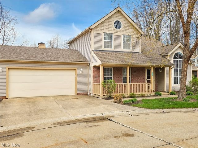 8633 Redtail Court, Macedonia, OH 44056