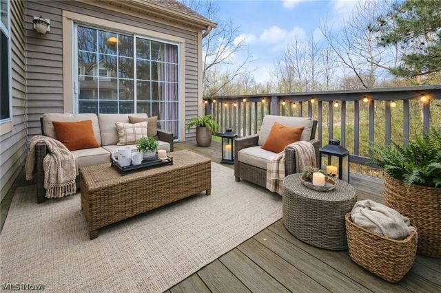 8633 Redtail Court, Macedonia, OH 44056
