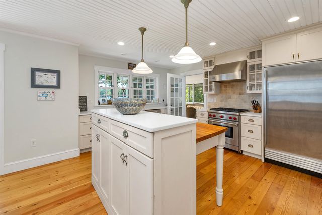 140 Holden Shore Road, Wolfeboro, NH 03894