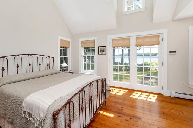 140 Holden Shore Road, Wolfeboro, NH 03894