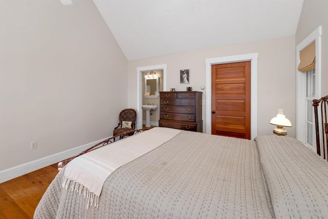 140 Holden Shore Road, Wolfeboro, NH 03894