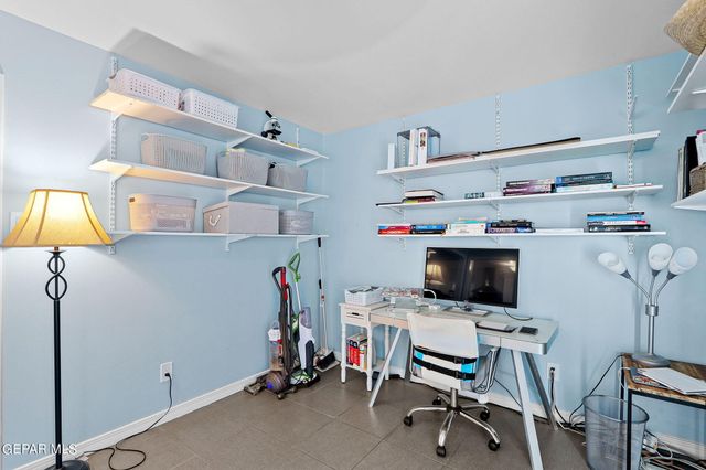 1204 La Cruz Drive, El Paso, TX 79902