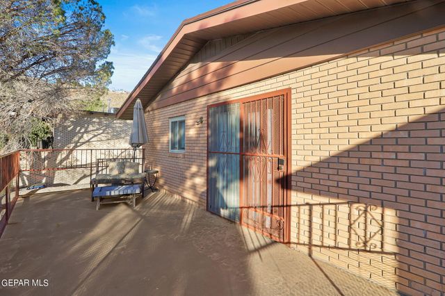 1204 La Cruz Drive, El Paso, TX 79902