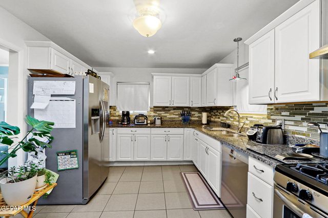 1204 La Cruz Drive, El Paso, TX 79902