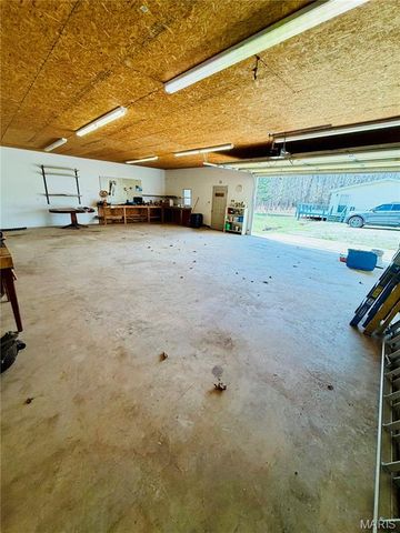 11240 County Road 5320, Rolla, MO 65401