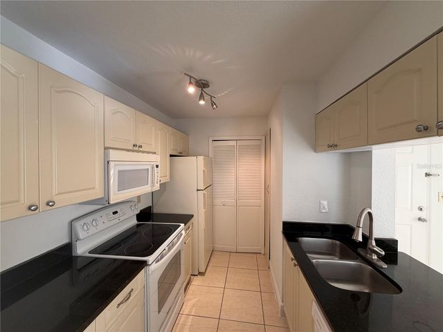 2550 N ALAFAYA TRAIL 4205, Orlando, FL 32826
