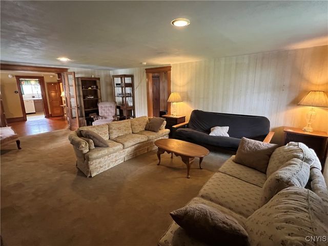 194 East Albany Street, Oswego, NY 13126