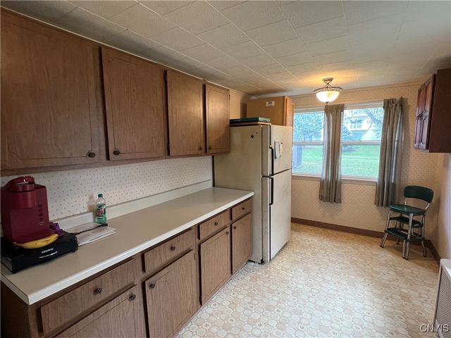 194 East Albany Street, Oswego, NY 13126