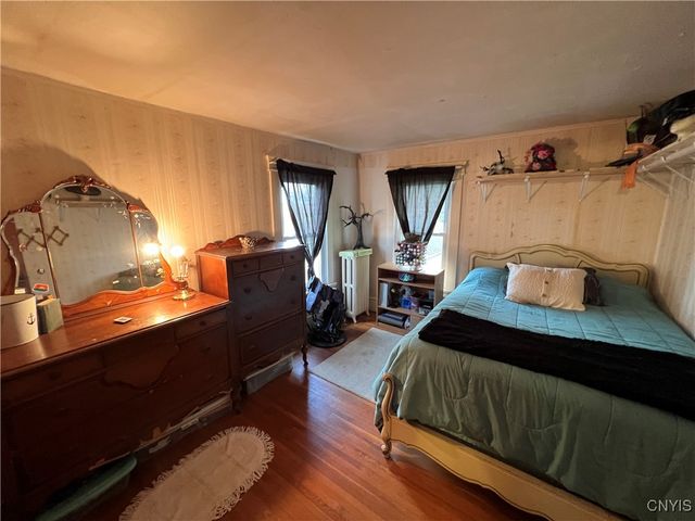 194 East Albany Street, Oswego, NY 13126