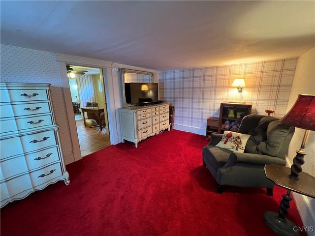 194 East Albany Street, Oswego, NY 13126