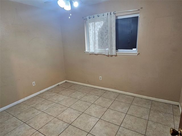 2818 Spa Drive, Deer Park, TX 77536