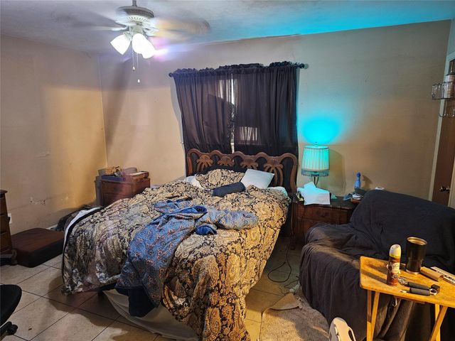 2818 Spa Drive, Deer Park, TX 77536