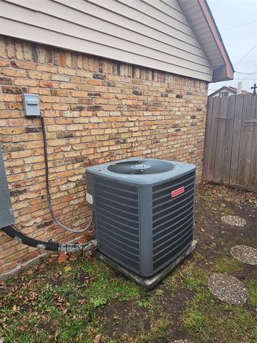 2818 Spa Drive, Deer Park, TX 77536