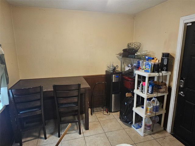 2818 Spa Drive, Deer Park, TX 77536