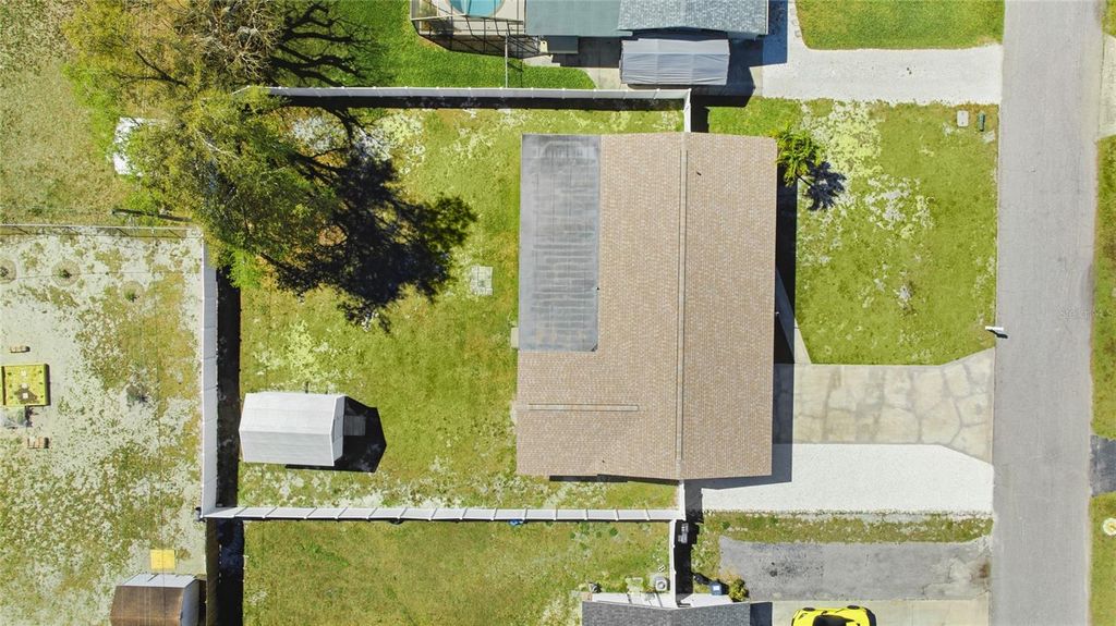 Image 28 of property listing at 5715 2ND AVENUE DRIVE NW, Bradenton, FL 34209