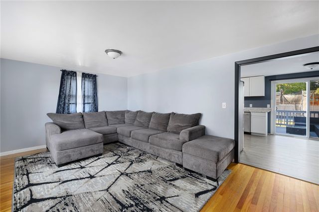 74 Stephens Avenue, Warwick, RI 02886