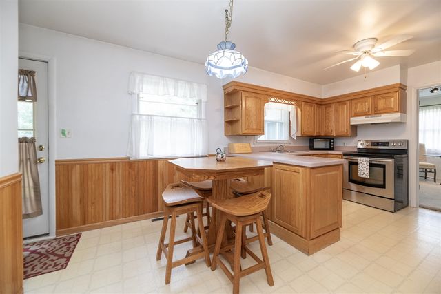 235 Central Street, Battle Creek, MI 49017