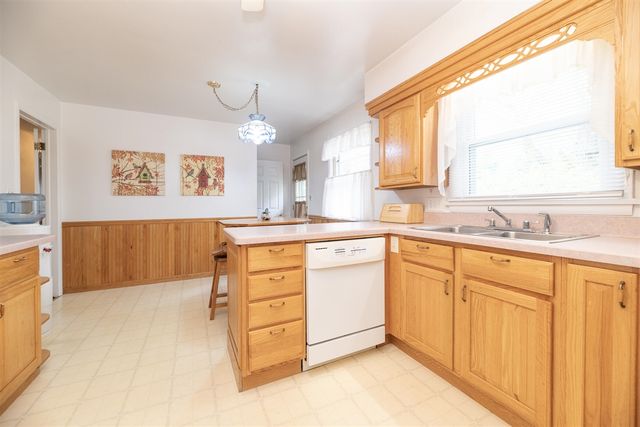 235 Central Street, Battle Creek, MI 49017