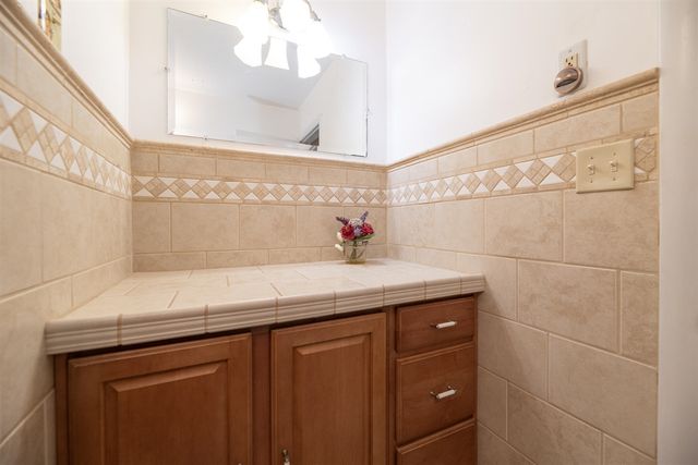 235 Central Street, Battle Creek, MI 49017