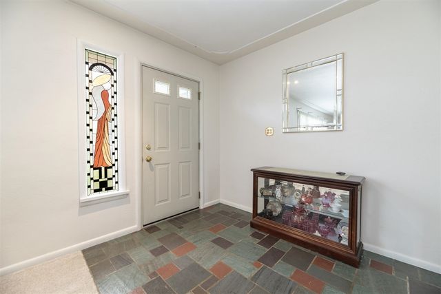 235 Central Street, Battle Creek, MI 49017