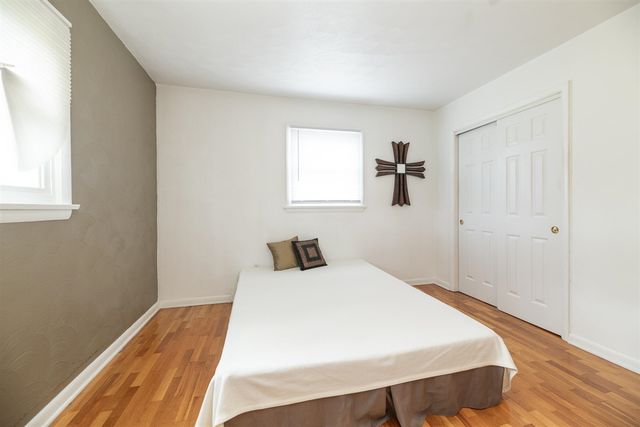 235 Central Street, Battle Creek, MI 49017