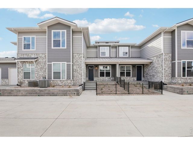 410 High Point Dr B-104, Longmont, CO 80504