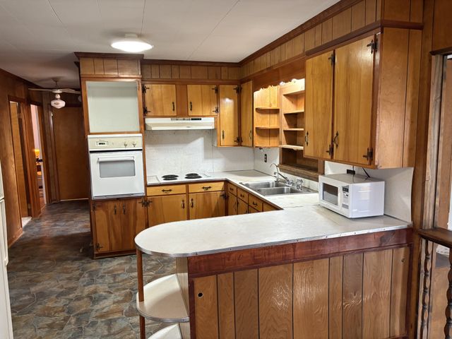 260 Simmons Bluff Rd, Lebanon, TN 37090