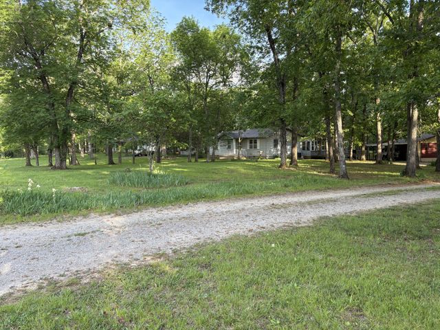 260 Simmons Bluff Rd, Lebanon, TN 37090