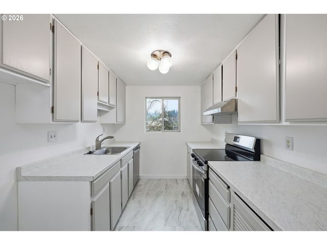 4023 DONALD St K, Eugene, OR 97405