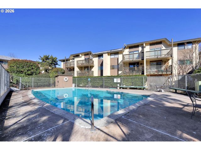 4023 DONALD St K, Eugene, OR 97405