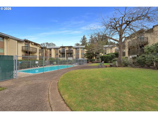 4023 DONALD St K, Eugene, OR 97405