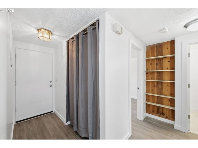 4023 DONALD St K, Eugene, OR 97405