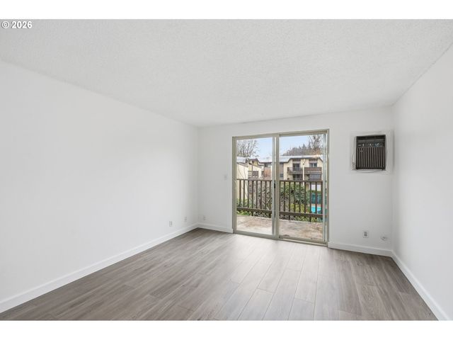 4023 DONALD St K, Eugene, OR 97405