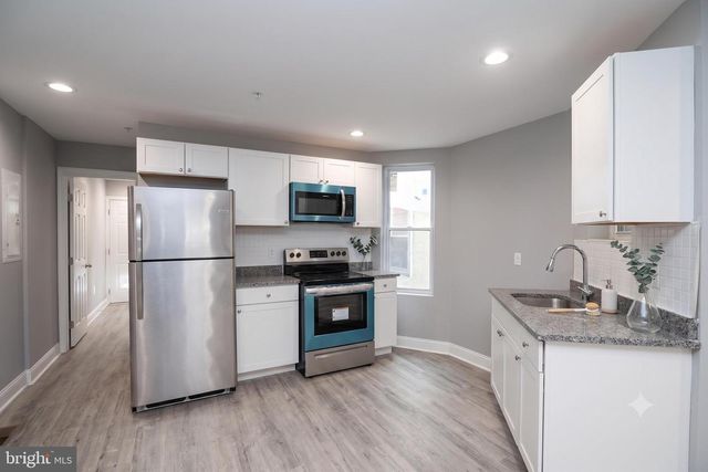 6147 VINE ST, Philadelphia, PA 19139