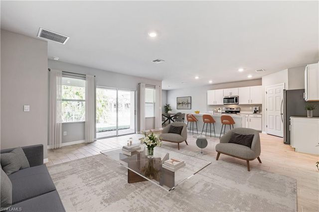 1709 DESOTO AVE, Lehigh Acres, FL 33972