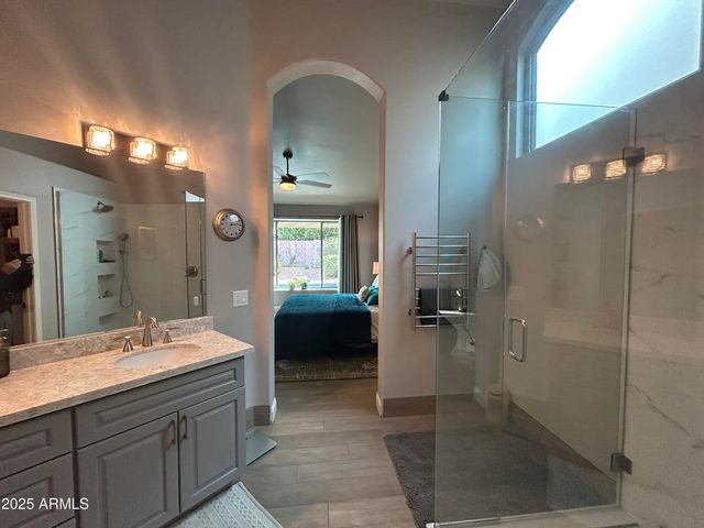 25819 N 43RD Place, Phoenix, AZ 85050