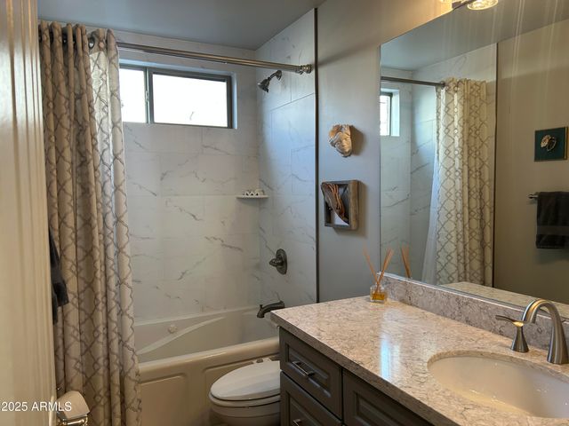 25819 N 43RD Place, Phoenix, AZ 85050