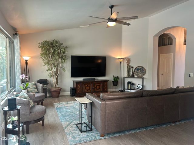 25819 N 43RD Place, Phoenix, AZ 85050