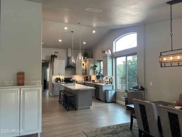 25819 N 43RD Place, Phoenix, AZ 85050